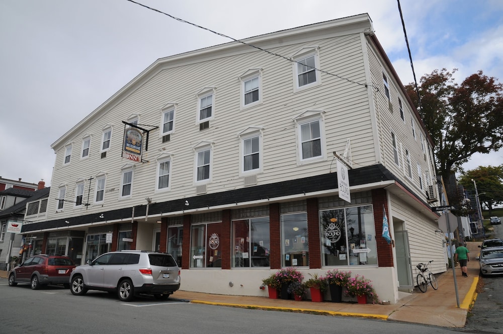 Smugglers Cove Inn in Lunenburg Best Rates & Deals on Orbitz