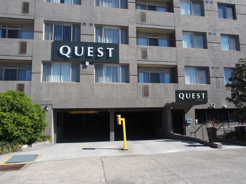 Quest Castle Hill
