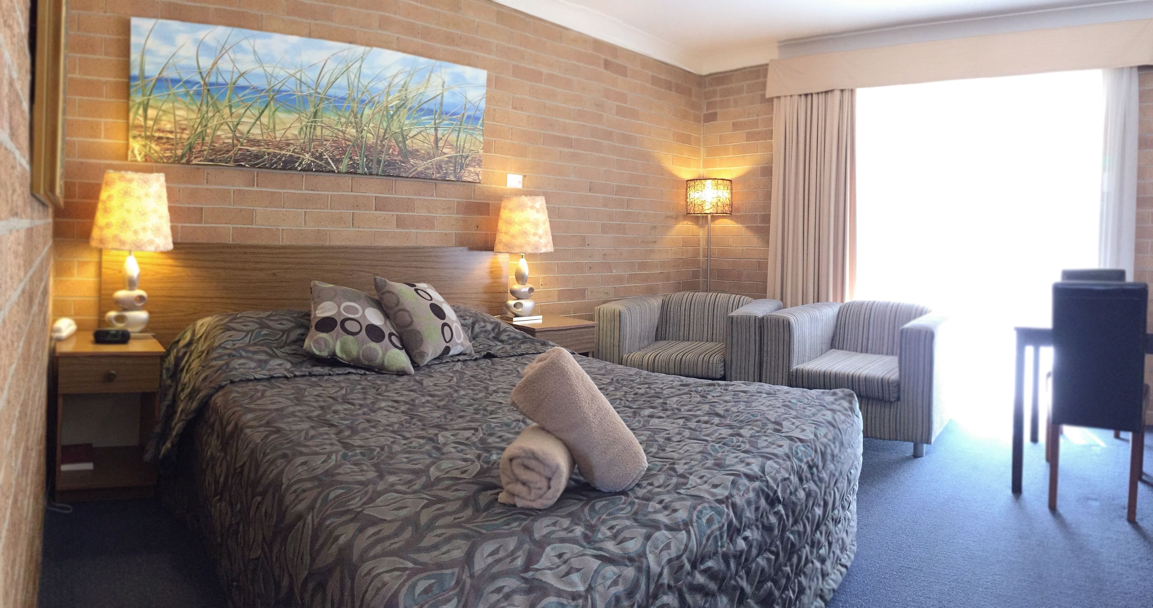 White Lanterns Motel