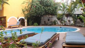 Alberca al aire libre