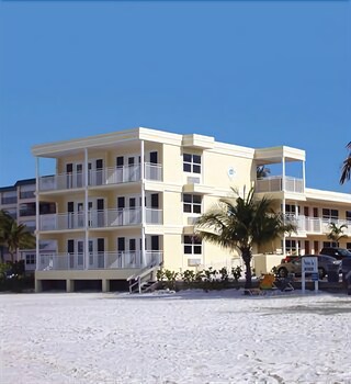 The Neptune Resort Fort Myers Room Prices Reviews Travelocity Curly Selected Item