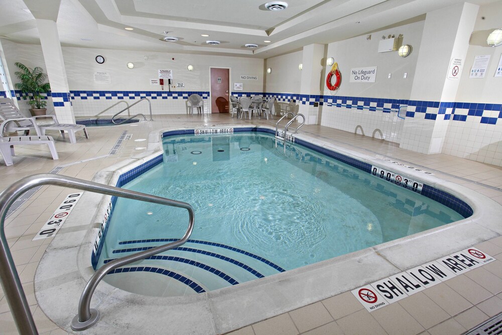 Fairfield Inn & Suites by Marriott Sudbury in Sudbury Best Rates