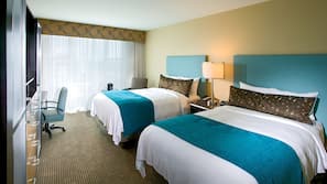 Premium bedding, in-room safe, desk, laptop workspace
