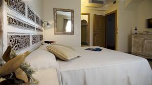 Premium bedding, minibar, in-room safe, iron/ironing board