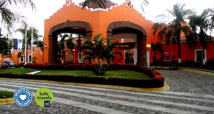 Hotel Misión Colima