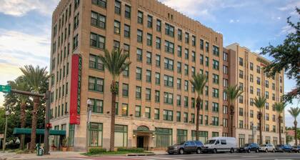 Courtyard by Marriott St. Petersburg Downtown