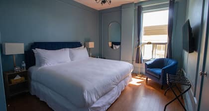 The Windsor Hotel by Hoco Hotels