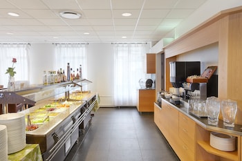 Hotel Cabin Reviews Photos Rates Ebookers Com