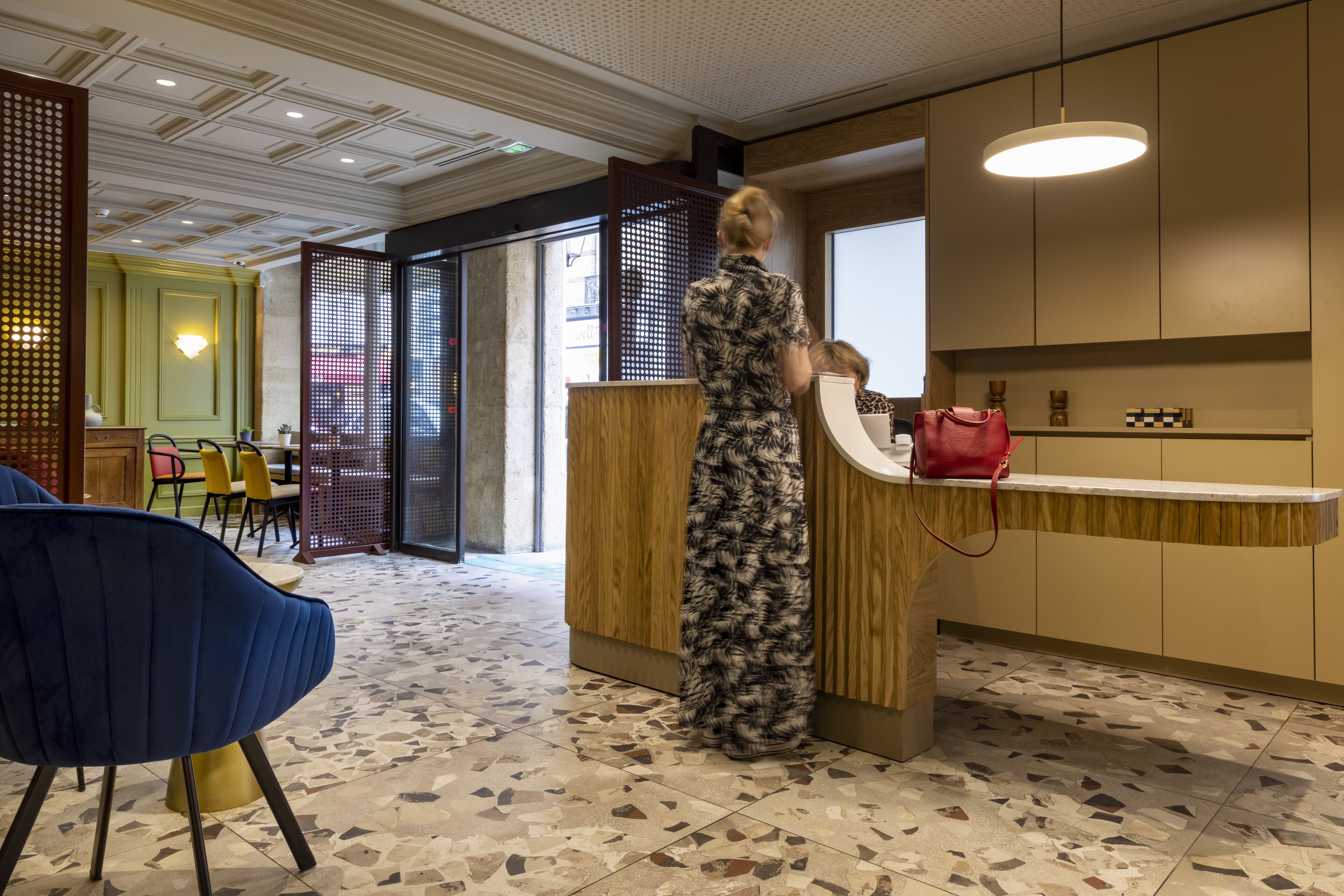 ポルト ドゥ ベルサイユ ホテル 口コミ 部屋写真 料金 お得情報 エクスペディア