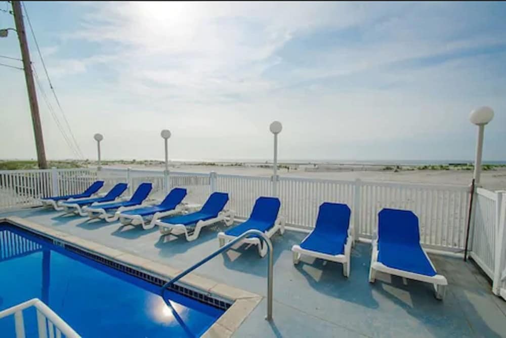 Acacia Beachfront Resort in Wildwood Crest Best Rates & Deals on Orbitz