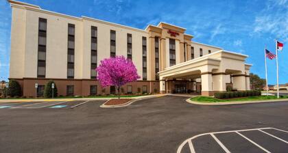 Hampton Inn by Hilton Dunn