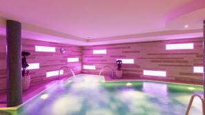 Piscine couverte