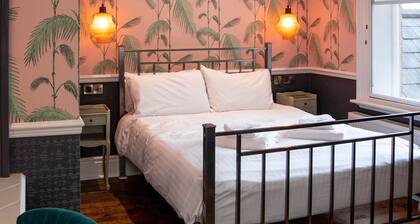 Crown Hotel Stamford