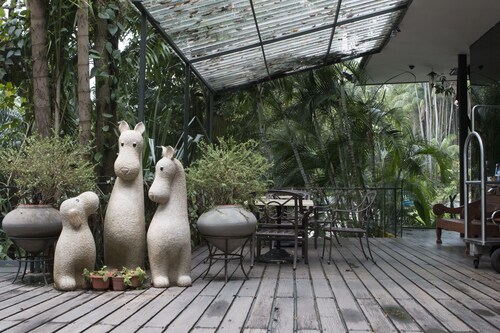 Siloso Beach Resort Sentosa Singapore Singapore Hotel Deals Cheap Hotels Discount Rates At Reasonable Hotels Hotel Search Comparison Site Travelko