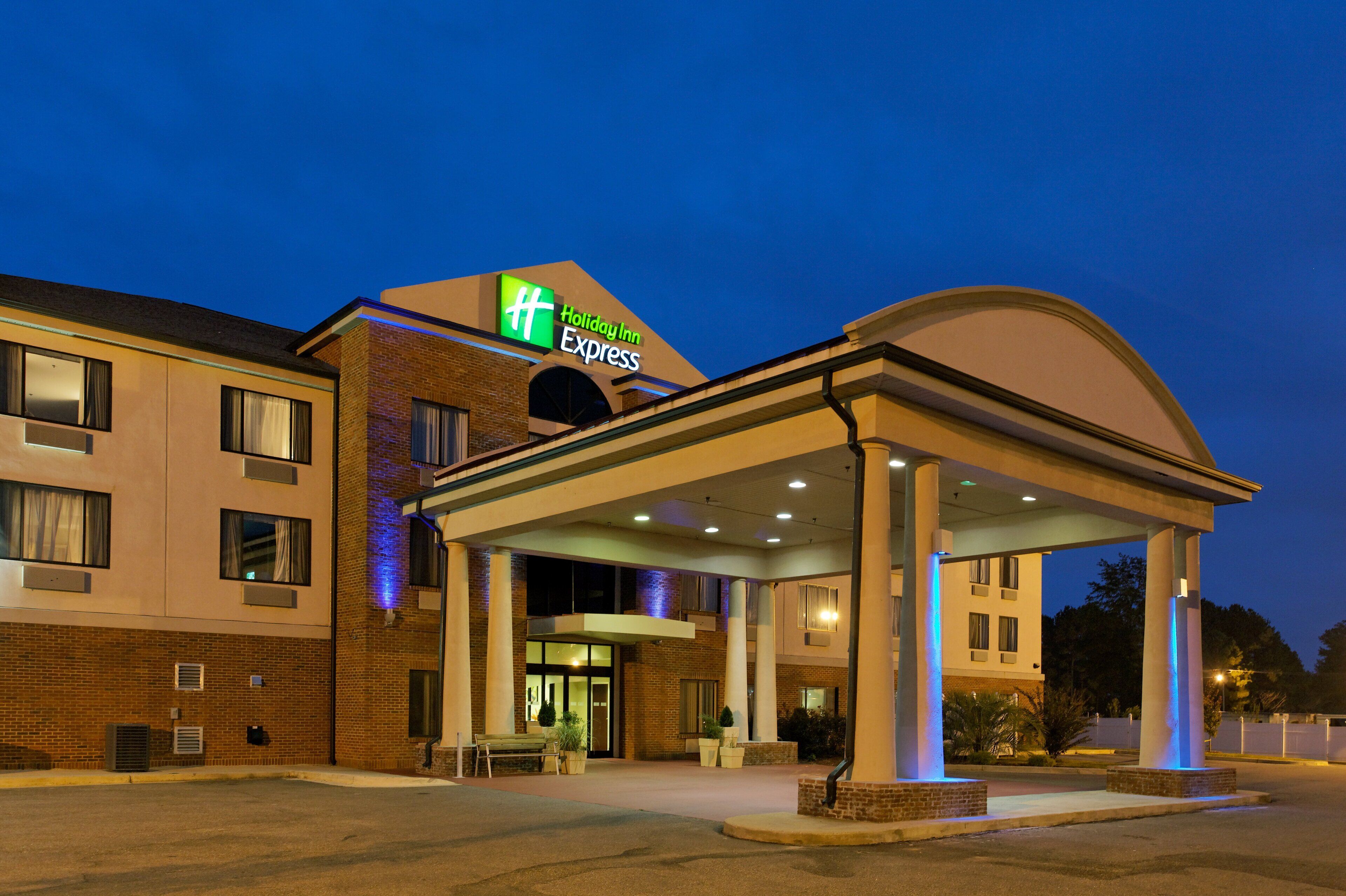 Holiday Inn Express & Suites Sylacauga in Sylacauga, United States