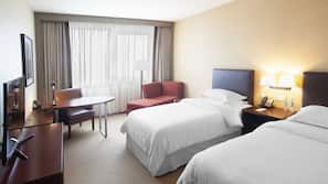 1 Schlafzimmer, hochwertige Bettwaren, Daunenbettdecken, Minibar