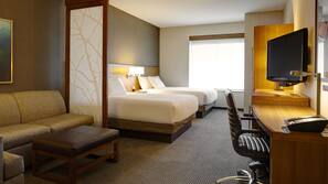 1 bedroom, premium bedding, desk, laptop workspace