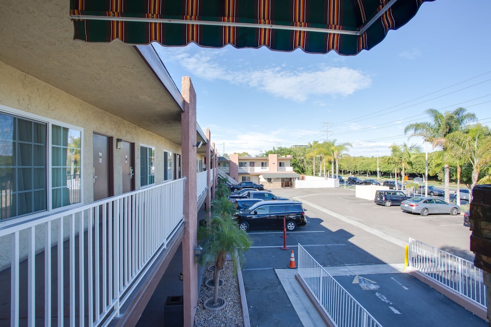Hotels On Katella Ave Anaheim Ca Hotels On Katella Ave Anaheim Ca