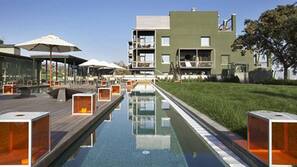 Indoor pool, outdoor pool