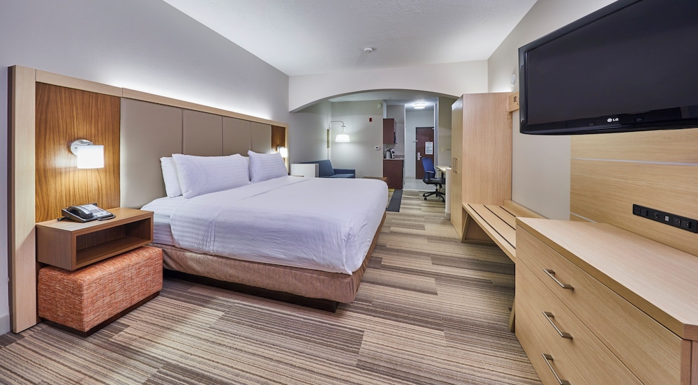 Holiday Inn Express Hotel & Suites Medford-Central Point in Central Point, United States
