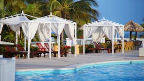 Indoor pool, 3 outdoor pools, pool umbrellas, sun loungers