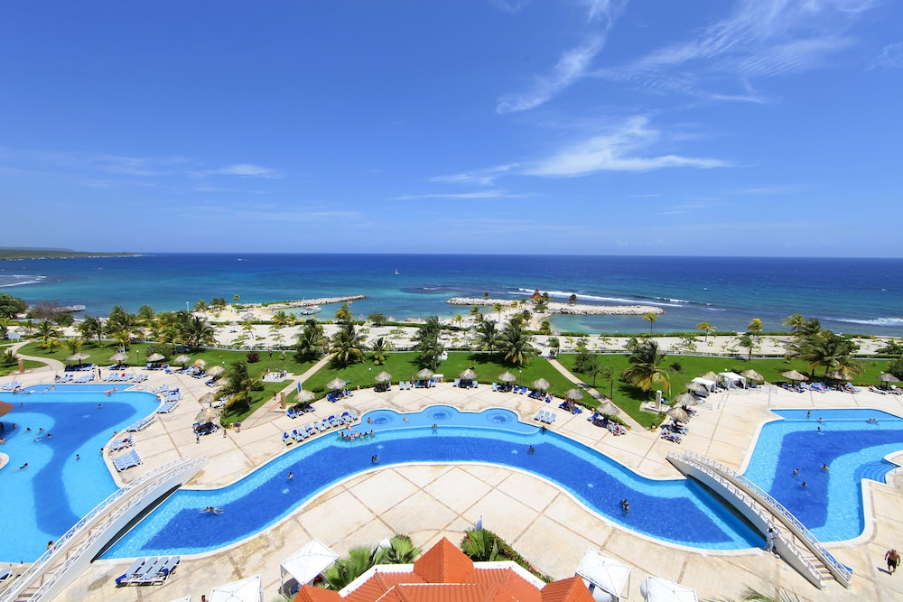 Bahia Principe Grand Jamaica All Inclusive In Runaway Bay Best Rates And Deals On Orbitz