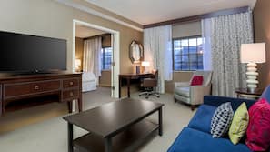 Hypo-allergenic bedding, down comforters, in-room safe, desk
