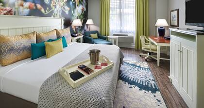 Hotel Indigo Sarasota, an IHG Hotel