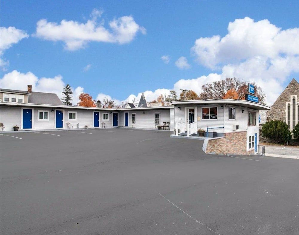 Royal Inn Claremont in Claremont Best Rates & Deals on Orbitz