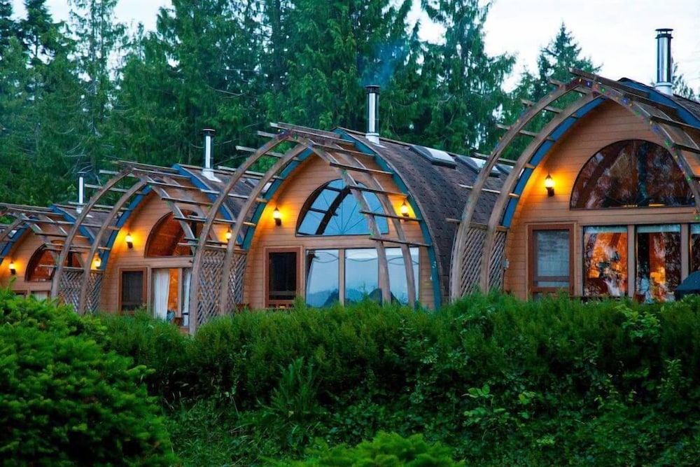 Mineral Springs Resort in Salt Spring Island Best Rates & Deals on Orbitz