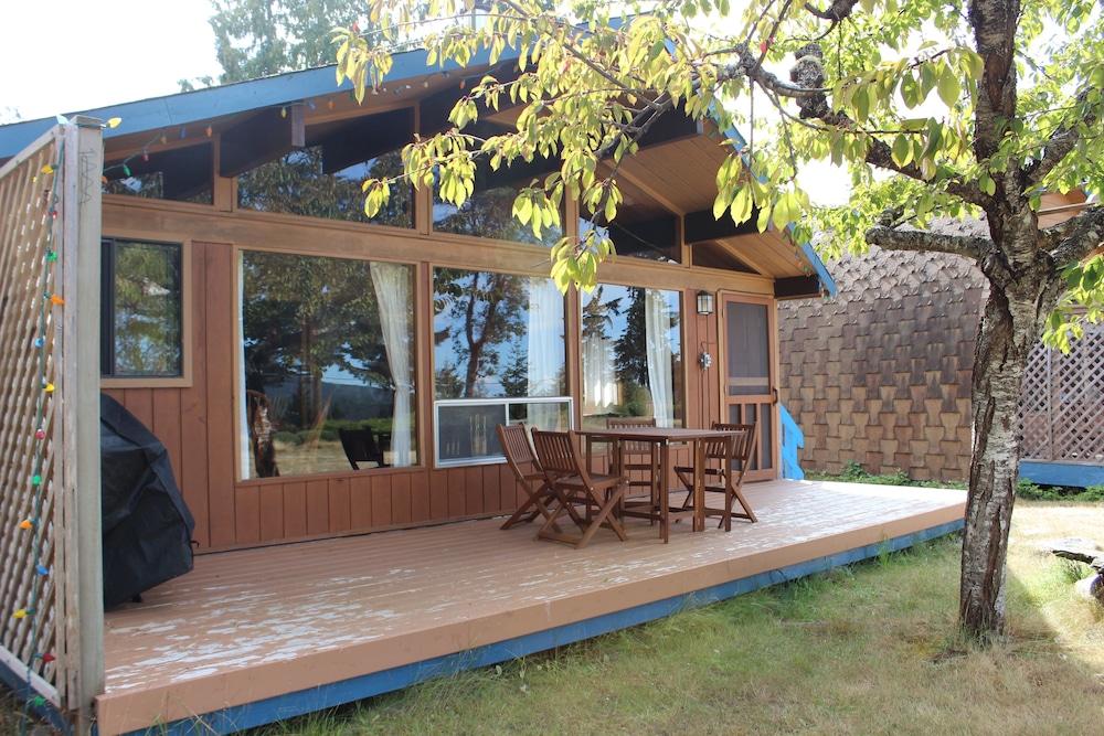 Mineral Springs Resort in Salt Spring Island Best Rates & Deals on Orbitz