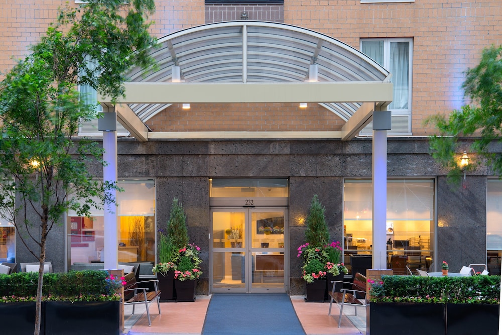 Primary image, Holiday Inn Express - New York City Chelsea, an IHG Hotel