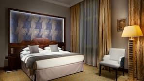 Premium bedding, in-room safe, desk, blackout curtains