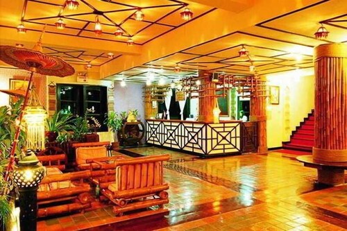 Chiang Saen River Hill Hotel 2018 Room Prices Deals Reviews View From Hotel Lobby