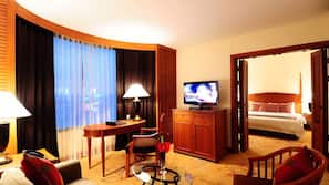 Minibar, in-room safe, desk, blackout curtains