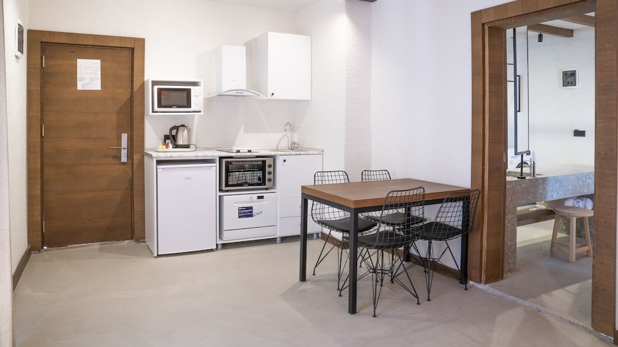 Very Chic Hotel - Adult Only
