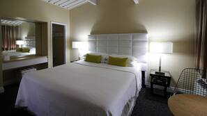 Premium bedding, iron/ironing board, free WiFi, linens