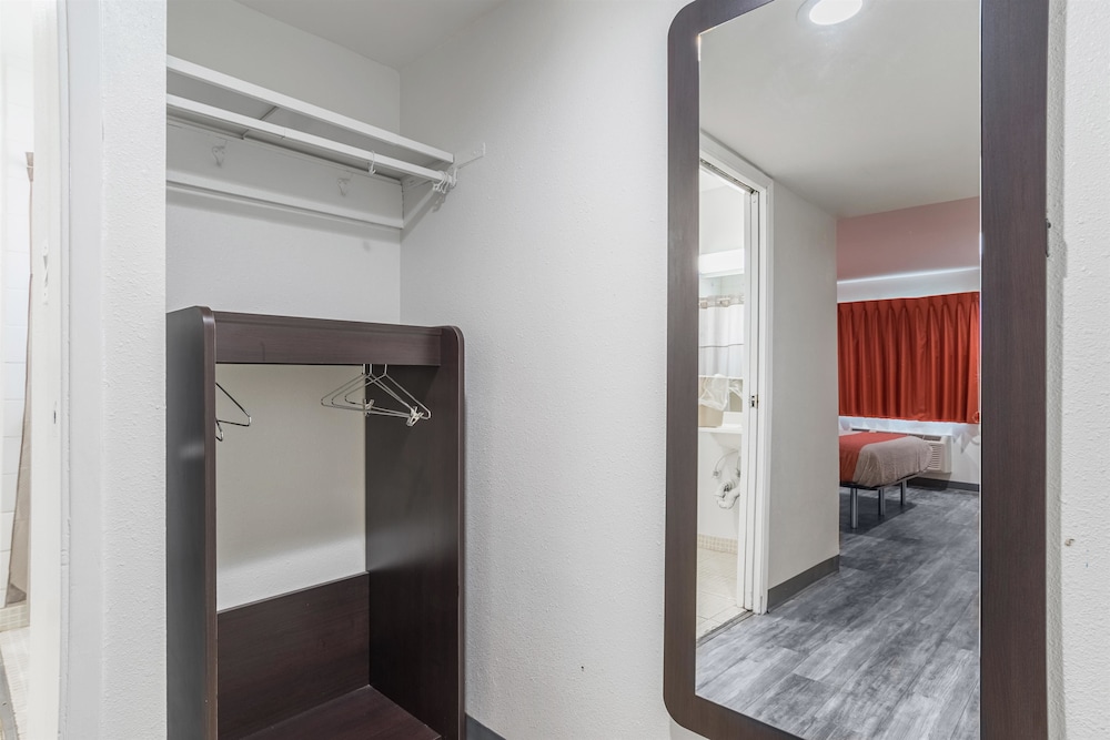 Motel 6 Barstow, CA Route 66 Deals & Reviews (Barstow, USA) Wotif