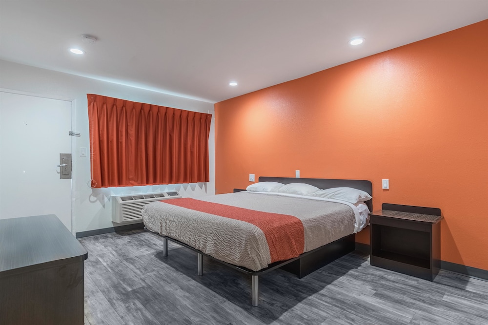 Motel 6 Barstow, CA Route 66 Deals & Reviews (Barstow, USA) Wotif