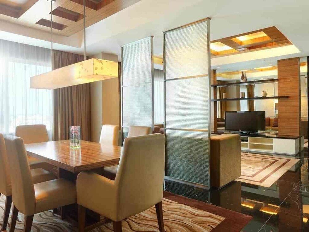 Novotel Balikpapan - Reviews, Photos & Rates - ebookers.com