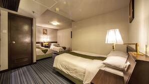 Premium bedding, minibar, in-room safe, desk