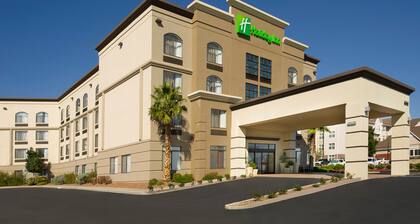 Holiday Inn El Paso Airport, an IHG Hotel