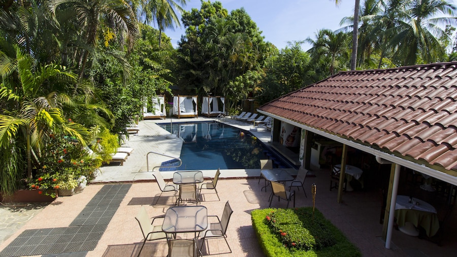 Copacabana Hotel And Suites - Adults Only