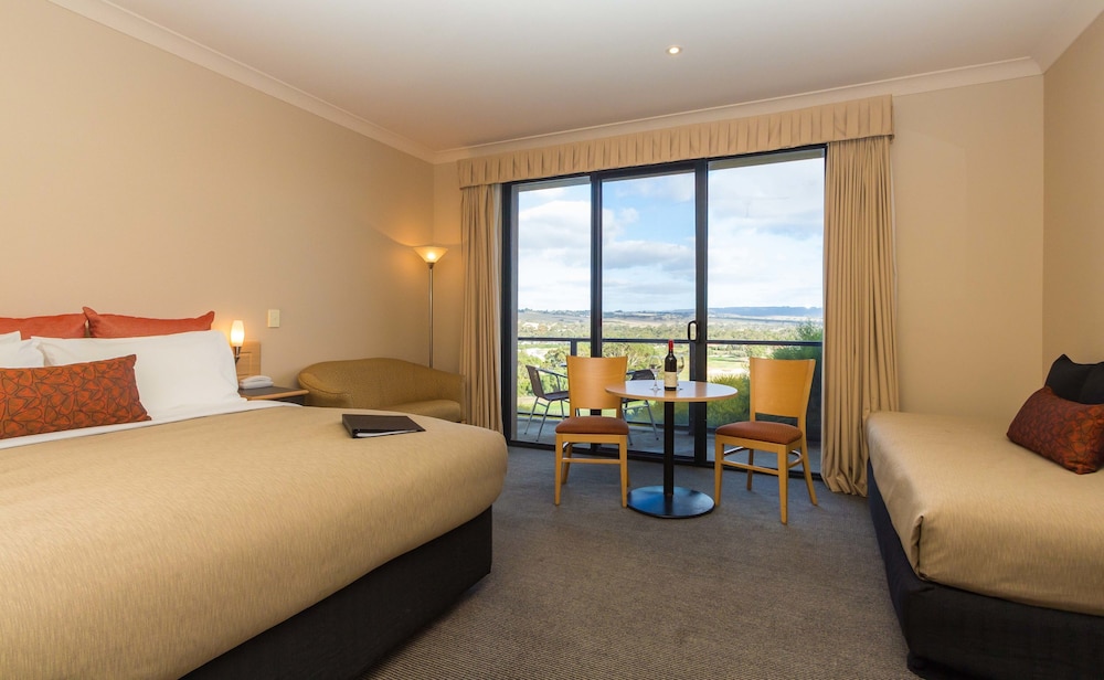 McCracken Country Inn Tea House Hinton (Canada) Canada McCracken Country Club McCracken, AUS - Best Price Guarantee