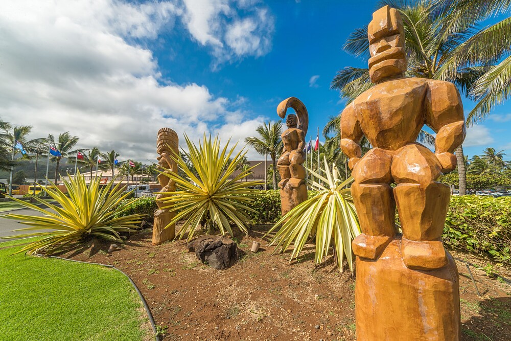 蒂基月亮别墅 (tiki moon villas) | 亚航假日 (airasiago)