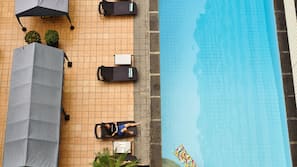 Outdoor pool, pool loungers