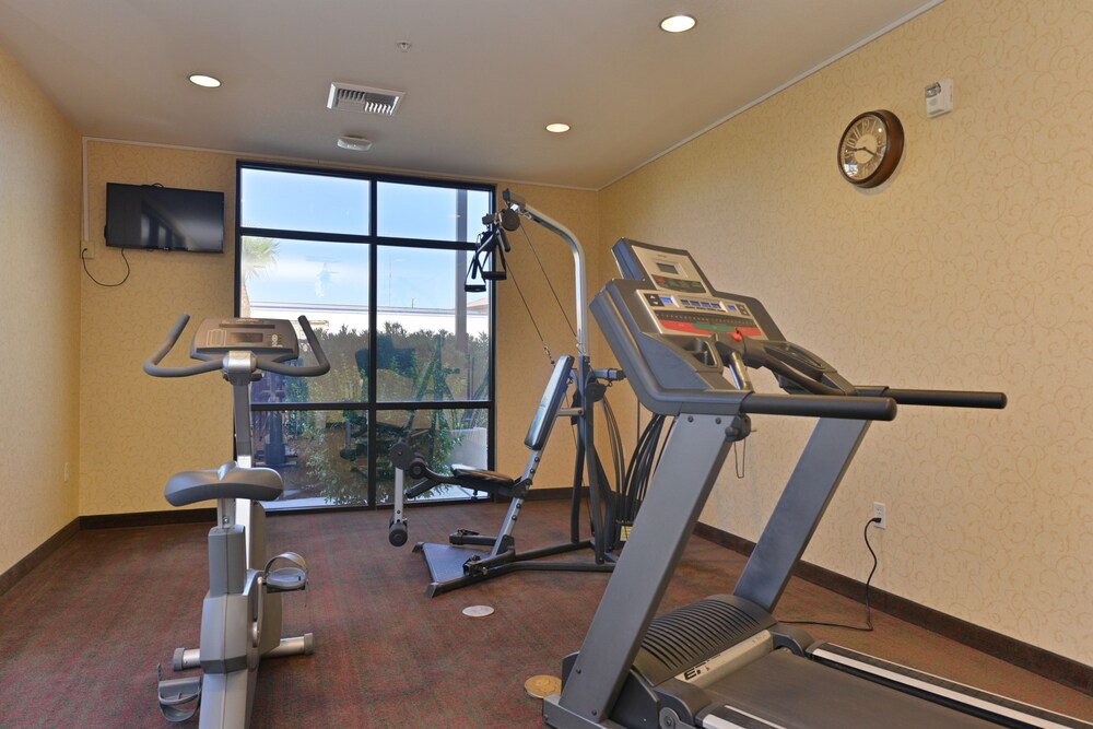 Comfort Inn & Suites Las Vegas - Nellis