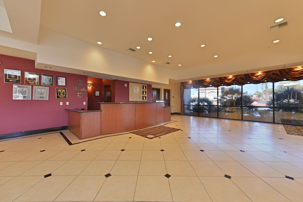 Comfort Inn & Suites Las Vegas - Nellis