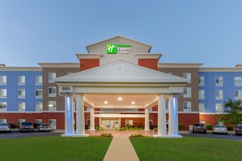 Holiday Inn Express Hotel & Suites Charlotte Arrowood