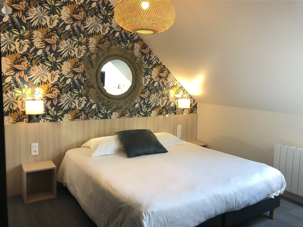 The Originals City, Hôtel Au Chêne Vert